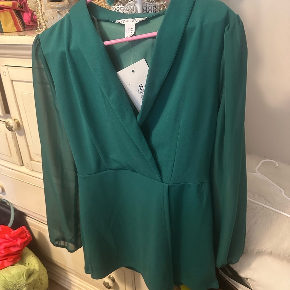 Elegant Green Woman’s Romper